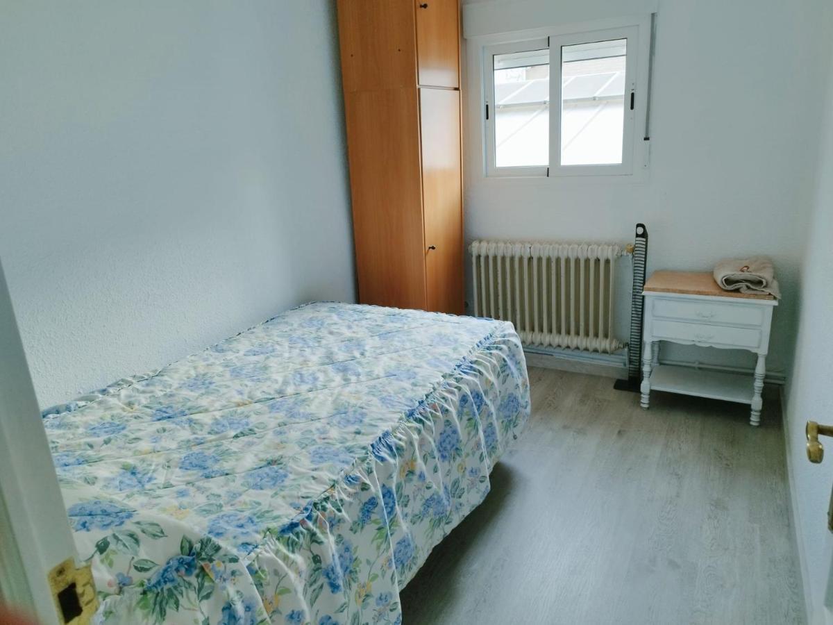 Habitaciones En Apartamento Compartido De Pozuelo de Alarcón Eksteriør billede